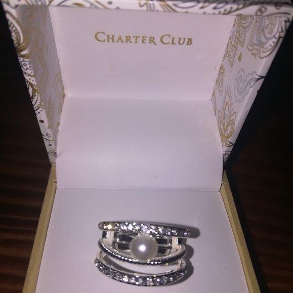 Imitation Pearl Ring NWT - Picture 3 of 5